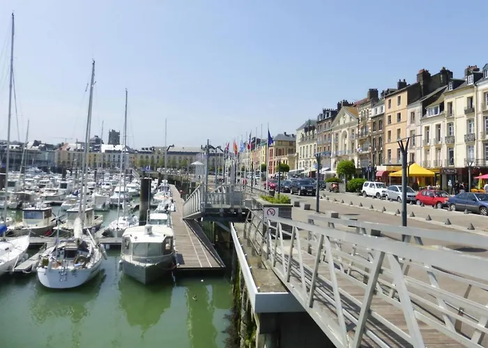 Сasa de vacaciones In With Sea Views *